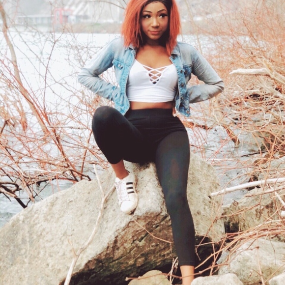 White crop trop - Picture 2 of 2